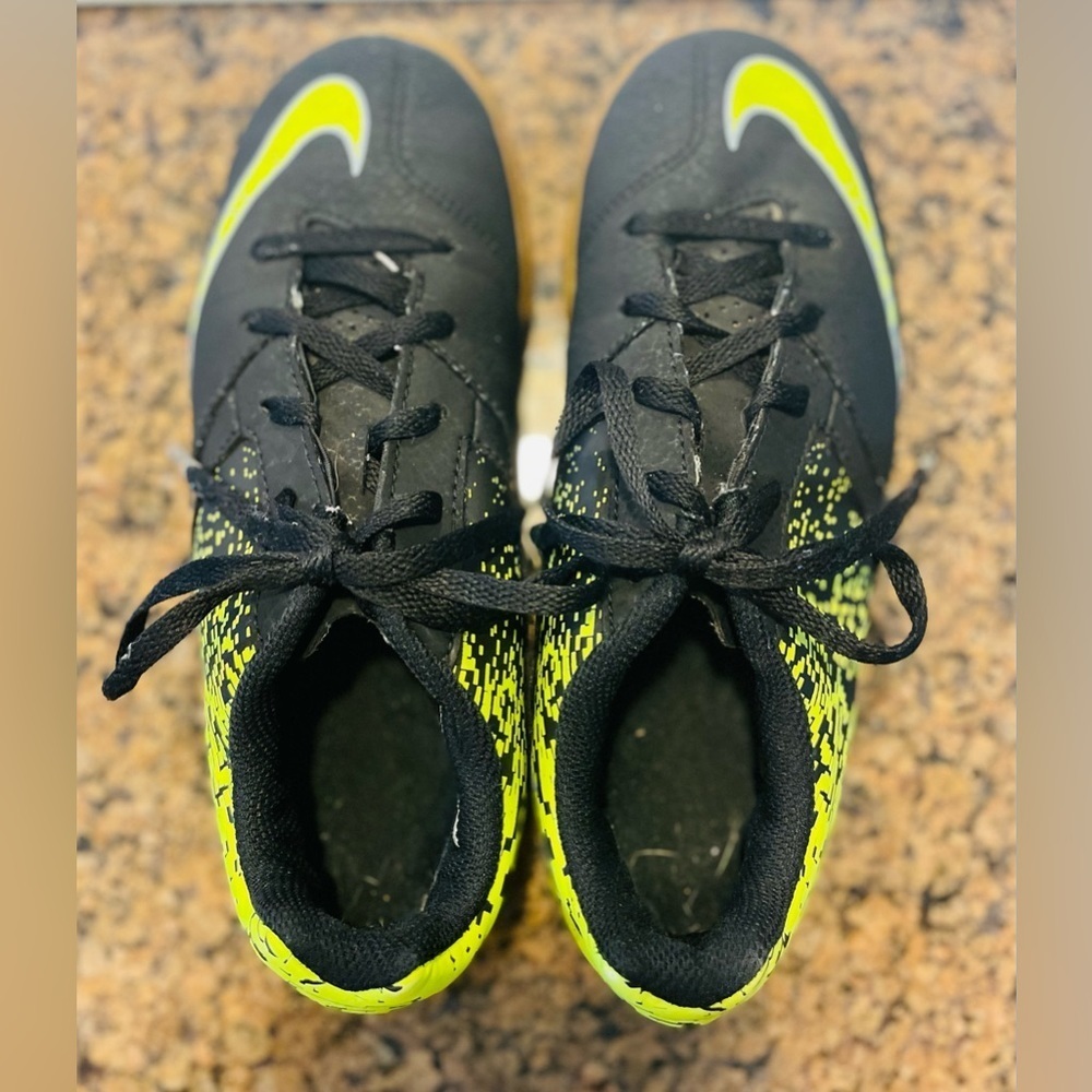 Nike Bombax IC JR Indoor Soccer Shoes boys 3.5Y - Picture 3 of 7